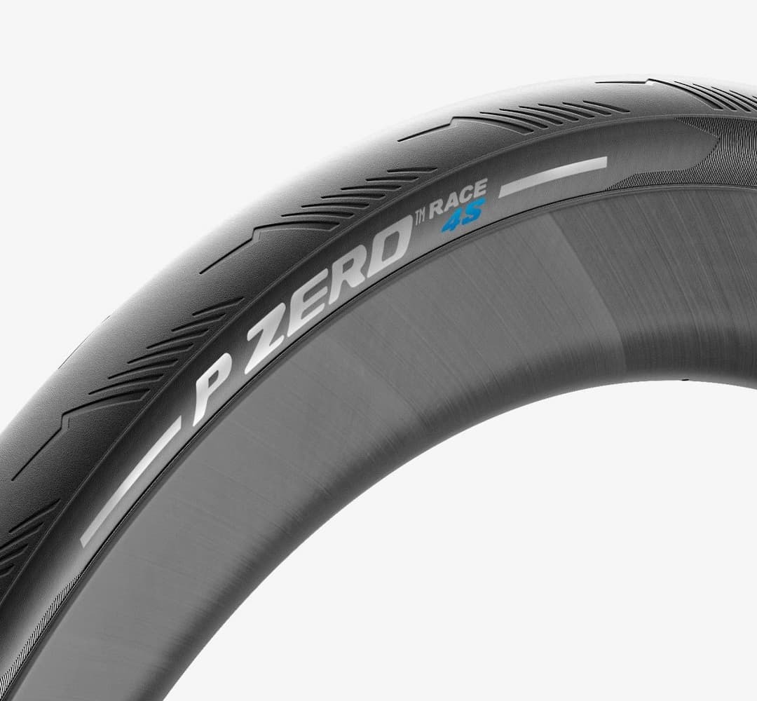 Покрышка Pirelli P Zero Race 4S / Черный