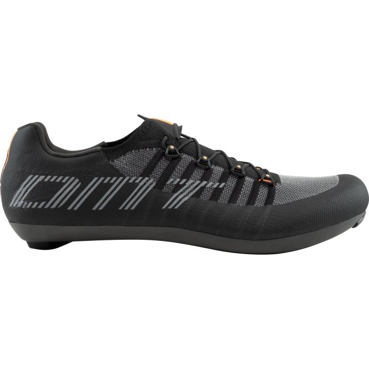 Велотуфли шоссейные DMT Pogis Shoes / Черный