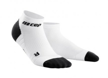 Женские спортивные компрессионные носки CEP Low Cut Socks 3.0 / Белый