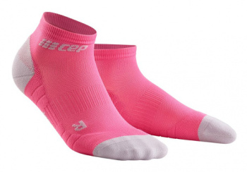 Женские спортивные компрессионные носки CEP Low Cut Socks 3.0 / Розовый