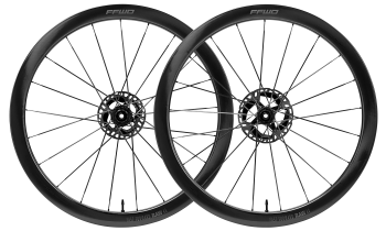 Комплект колес FFWD Raw 44 Disc HG / Черный-Глянцевый