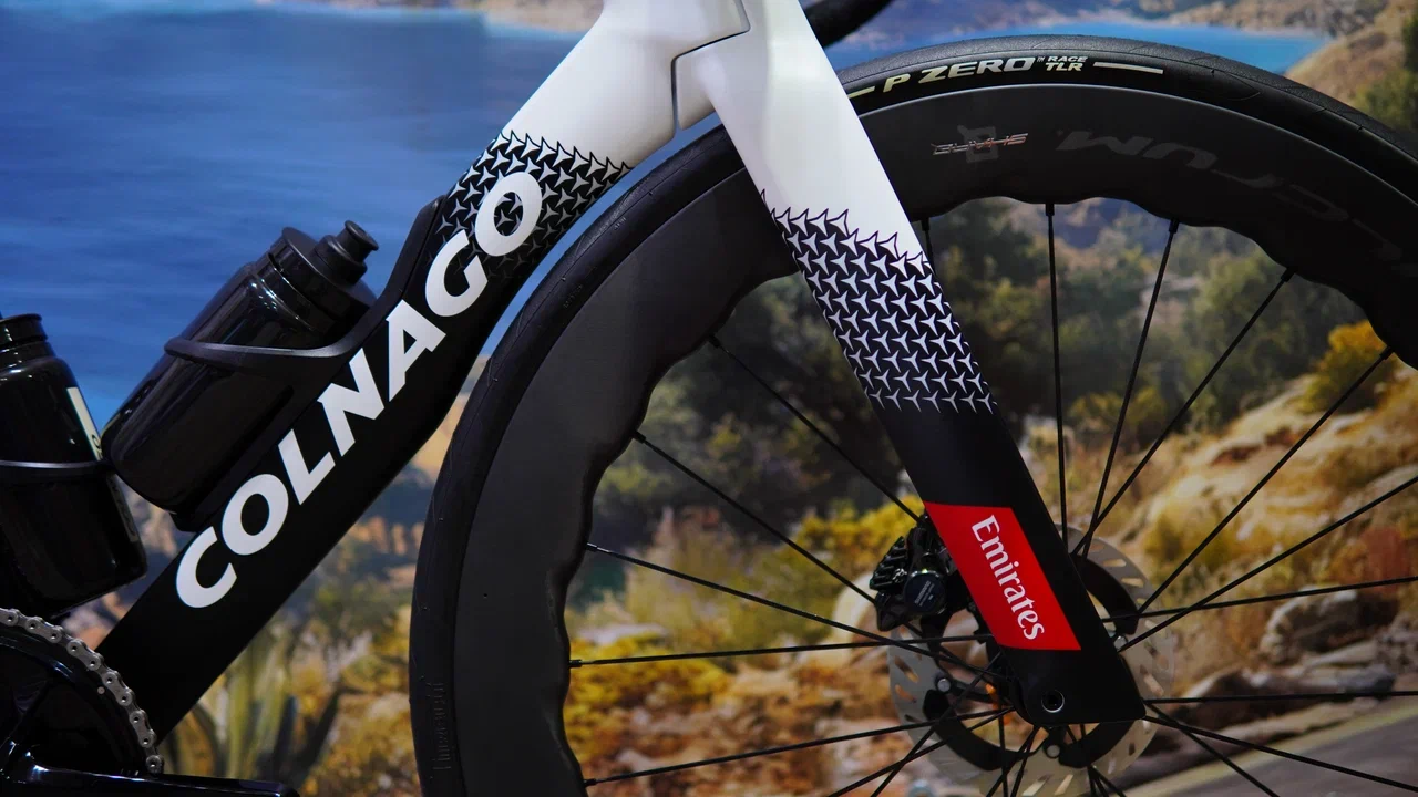Colnago Y1Rs Ultegra Di2 Sharq 57 SDM5 / Team UAE