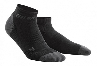 Мужские спортивные компрессионные носки CEP Low Cut Socks 3.0 / Черный