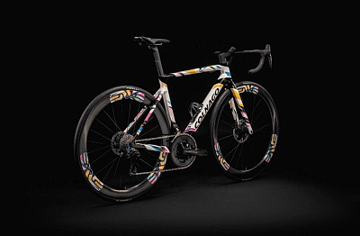 Colnago V4Rs / Tadej Pogacar Limited Edition