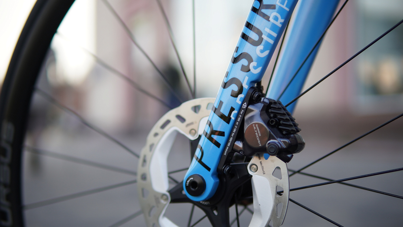 Cinelli Pressure Ultegra Di2 V12 / Синий