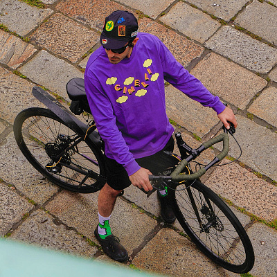 Лонгслив Cinelli T-Shirt Longsleeve Gabe Alcala Planets / Фиолетовый